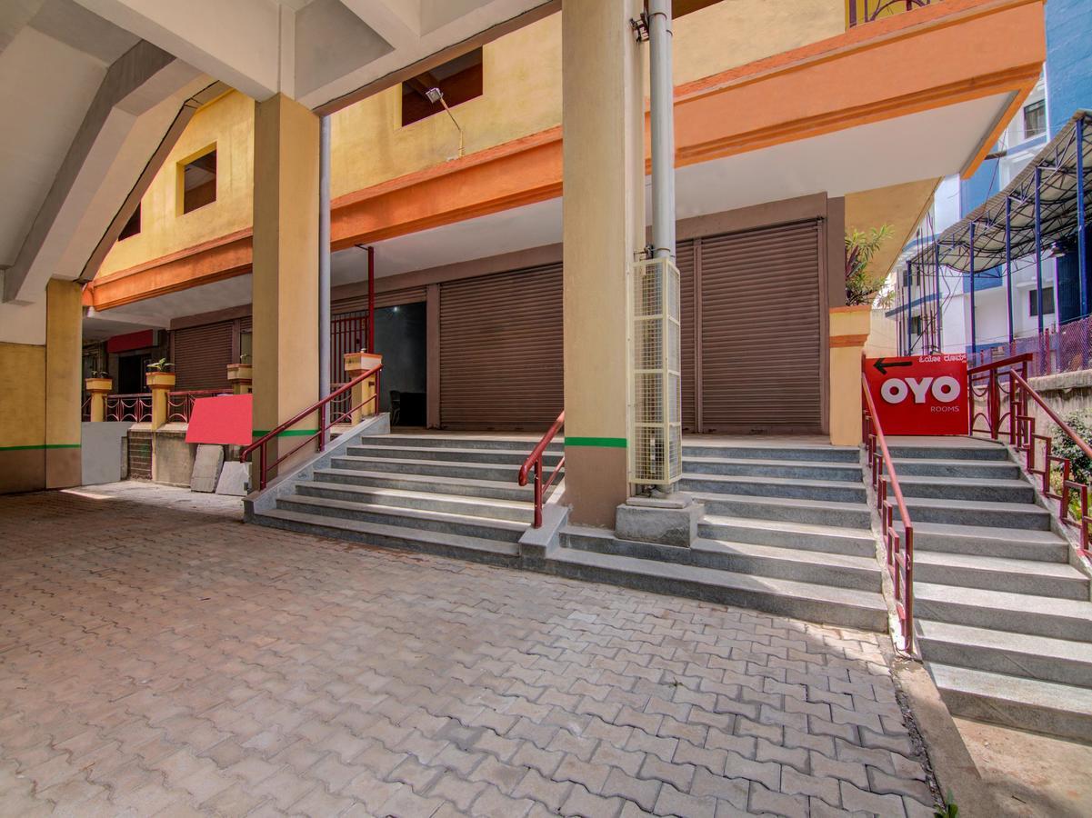 Hotel Golden Gates Bengaluru Zewnętrze zdjęcie