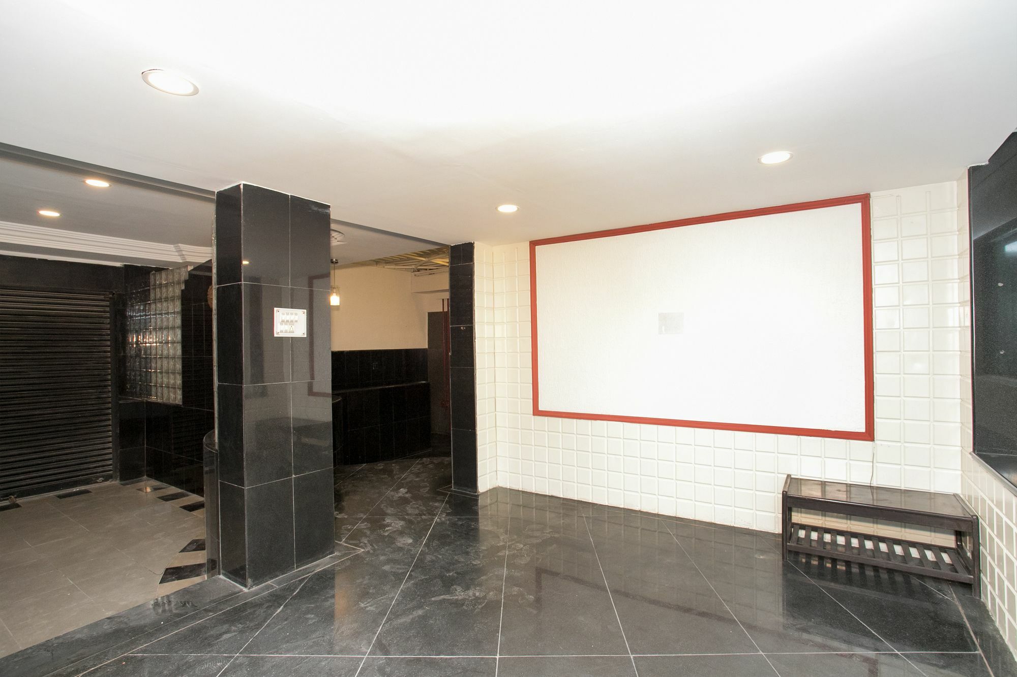 Hotel Golden Gates Bengaluru Zewnętrze zdjęcie